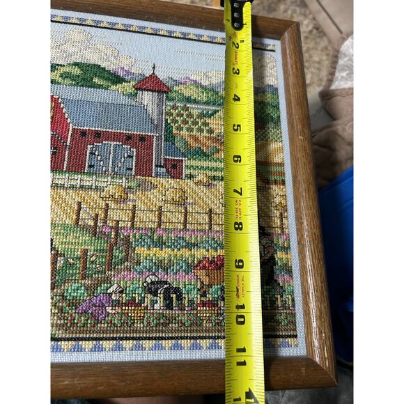 Stoltz Farm Needlepoint Amish Chickens Poultry Eggs Buggy Rooster House 1987 25” - Picture 7 of 7